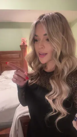 Lemmme get her number 