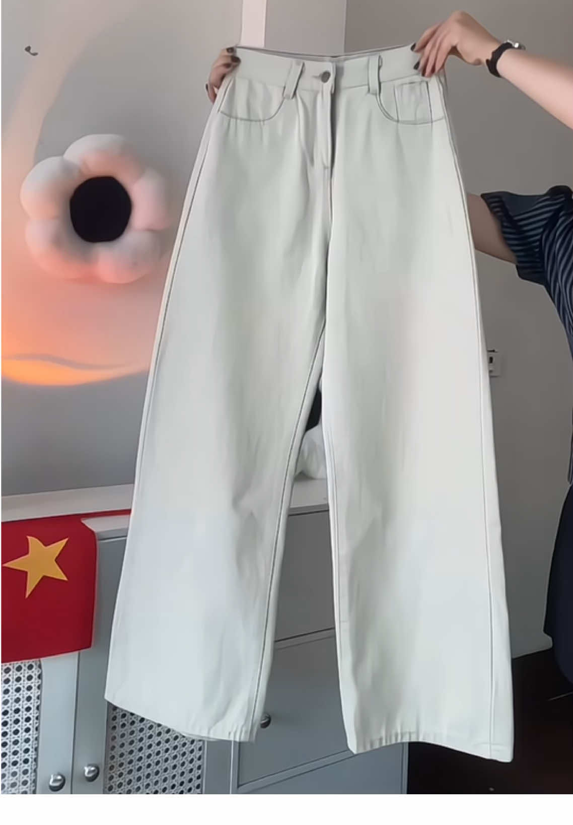 Quần Jean Mài Bạc Màu Sáng #xuhuong #thinhhanh #xuhuongtiktok #capcut #quanjean 