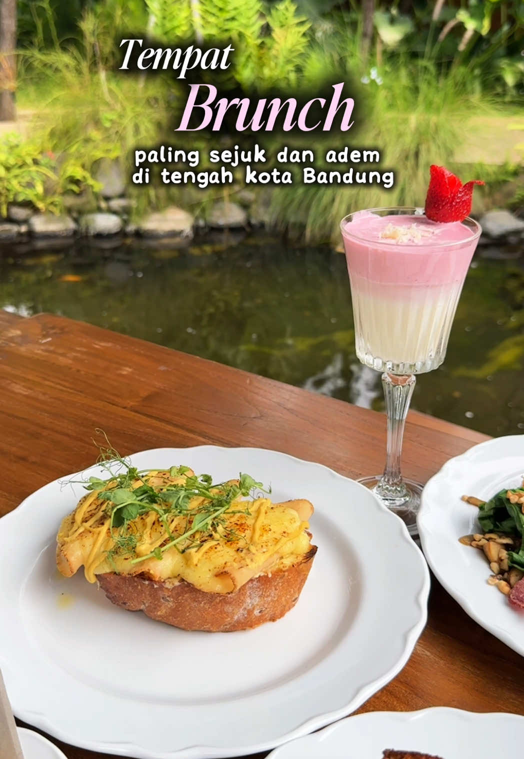 Brunch affordable di tengah kota Bandung nih, ini menu bodas bisa makan di hutanika, ternyata bener tempat nya asri banget 😍 📍Hutanika #bandung #kulinerbandung #placetogo #brunch       #creatorsearchinsights 