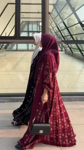 Tingkat tertinggi dalam mencintai seseorang adalah mengikhlaskan…