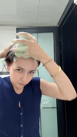 Gội là mọc. Mọc tua tủa sốc thật sự 😱😱😱. Mọc cả lông mày luôn ý. #tamgiaclabach #xaphongtamgiaclabach #kichmoctoc #usma 