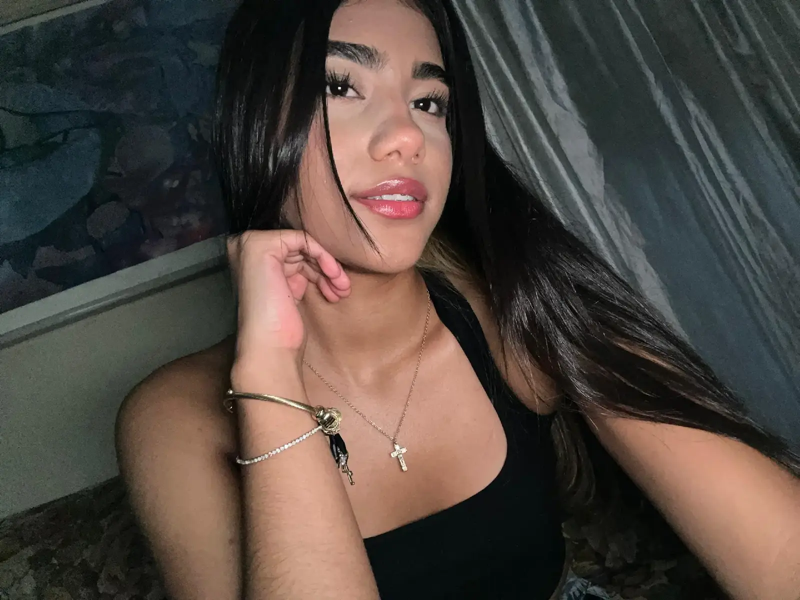 Ame las fotos, el live todo que ver💋😂😂#paratiiiiiiiiiiiiiiiiiiiiiiiiiiiiiii #tiktokhazmeviral #live #tiktokponmeenparati #xybca @Dianiss🩷 @ZM…???❤️‍🔥 @Héctor @Santiago Gutiérrez @𝓬𝓪𝓻𝓸𝓵𝓲𝓷𝓪 💛 @Sxcratess🐻 @Adonay Ortuño 