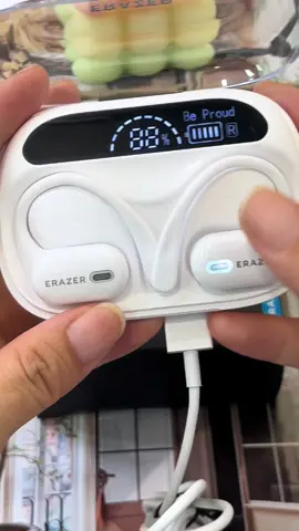 🔥🔥Earbuds works great Highly recommend this Ai wireless This earbuds awesome💕💕🥳  #earbudswireless  #headphonechallenge #hezeohonearecommended  #wirelessearbuds  #tiktokshopmademebuyit