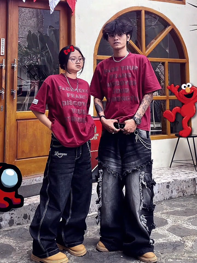 weekend street couple 💫  📸_51je4n #outfitpetir⚡ #celanabaggy #baggyjeans #celanagombrong #celanay2k 