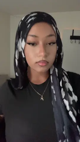 Chat we’re soooo back 