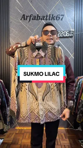 KODE MOTIF SUKMO WARNA UNGU LILAC READY YA #fyp #batik #batikpria #kemejabatik #melokaldenganbatik 