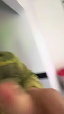 bảo vợ đi nương cùng nhưng vợ bảo mua áo tung tung la gua cho mới chịu đi khổ quá 🙂