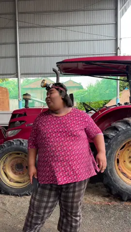 ម៉ាក់ប៉ោ..ង😂
