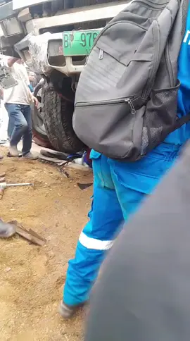 Kejadian lagi  Kecelakaan Di Tiban  Hati hati dalam berkendara #operatorcranemobile #batampunyacerita #fypシ゚ #jangkauanluas 