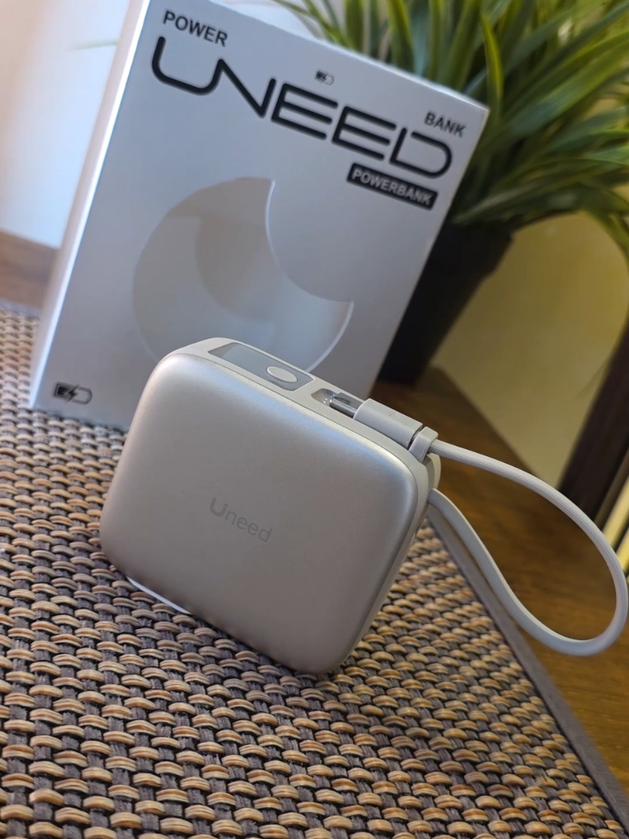 powerbank + charger  #UNEED #powerbank #charger #travelessentials #allyouneed 