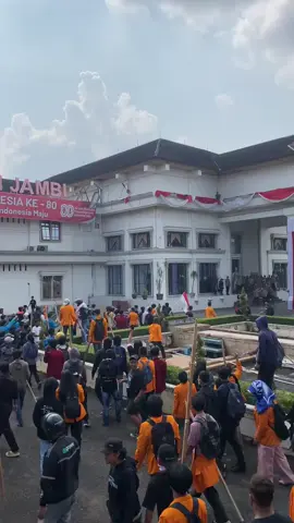 #demo #dpr #ojolviral #dprjambi #mahasiswa  🥀