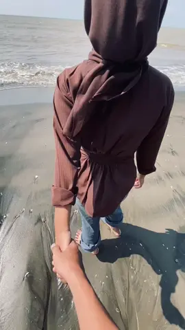 pantai date? #semuaorang #bucin #storybucin #pantaidate 