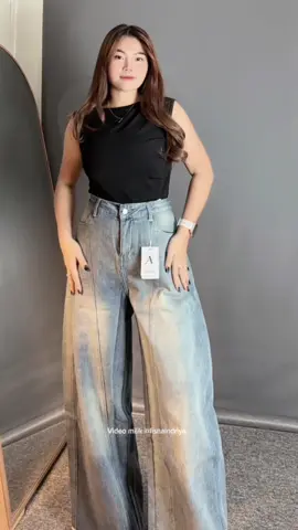 Rekomendasi jeans wanita   Bahan cotton lembut sumpah cakeup bangett  wajib punya sih #jeanswanita #jeanshighwaist #jeans 
