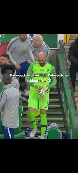 6 yrs ago, in carabao cup final, Kepa told Maurizio Sarri that he is not coming off the pitch before the penalty shootout!💀 Chelsea went on to lose the match😂 #chelsea #fypシ゚ #PremierLeague #kepa  #fyp 