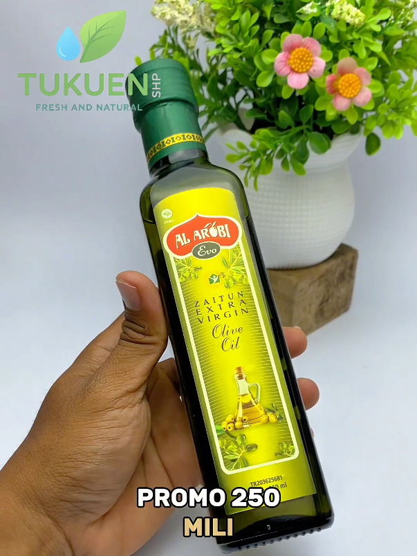 🫒 Minyak Zaitun Al Arobi – Extra Virgin Olive Oil 250 ml kemasan botol kaca gelap 🌿 menjaga kualitas tetap murni. Lagi promo + free ongkir 🚚, stok terbatas! Klik keranjang kuning sekarang 🛒 #MinyakZaitun #AlArobi #ExtraVirginOliveOil #SehatAlami #FYP 