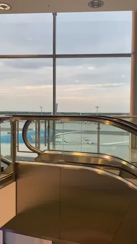 nước Đức quá thơ nhưng ở lâu chắc sẽ thấy cô đơn 🥹 #germany #tvhk #crewlife #fyp 