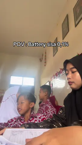 Udh lowbat  #kelas1sd #gurutiktok #gurusd #fypage 