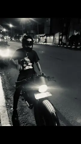 #caferacer #motorcostumindonesia #motorcostum #bandung 