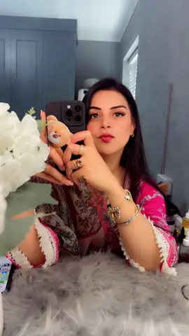 #foryou #viral #ayeshaabbasi44000 #glowingskin #aafamily 