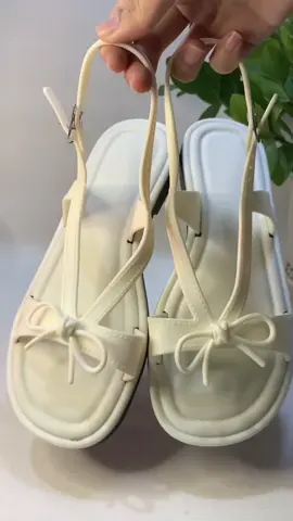 Dép sandal nữ siêu xinh #giaydepnu #depsandal #sandal #giaynuxinh #depsandalnu 