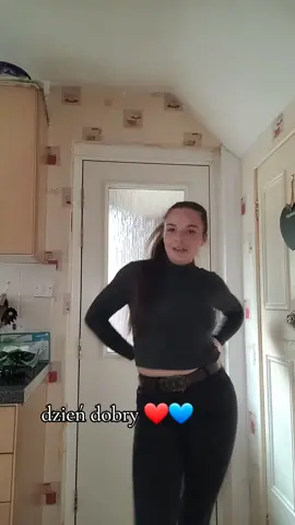 Dzień dobry robaczki dzień dobry tiktok Życzę wam miłego dnia Do usłyszenia później💙❤️ #dc  #fyp #disco #discopolo #dziendobry 