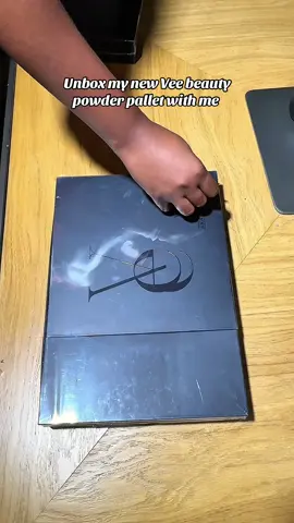 Vee beauty 8th anniversary limited edition 12 in 1 powder pallet  that came with goodies 💃💃 @Vee Beauty   #unboxingvideo #makeupartist #makemefamous #viraltiktok #fyp 