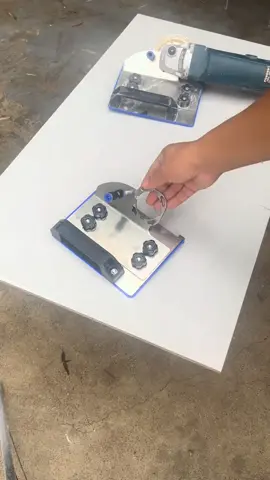 CỮ CẮT VÁT GẠCH MEN