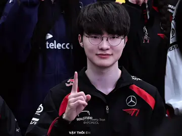 Yêu thương nhau gì đâu, mà chỉ toàn là niềm đau... 😭😣 #faker #leesanghyeok #t1  