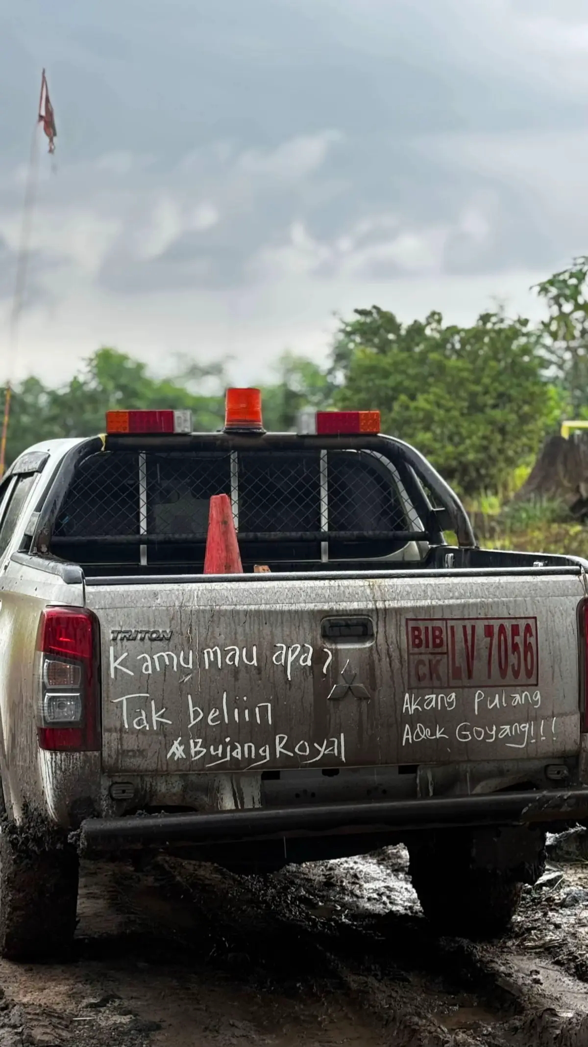 umume cah lanang yo ngene.