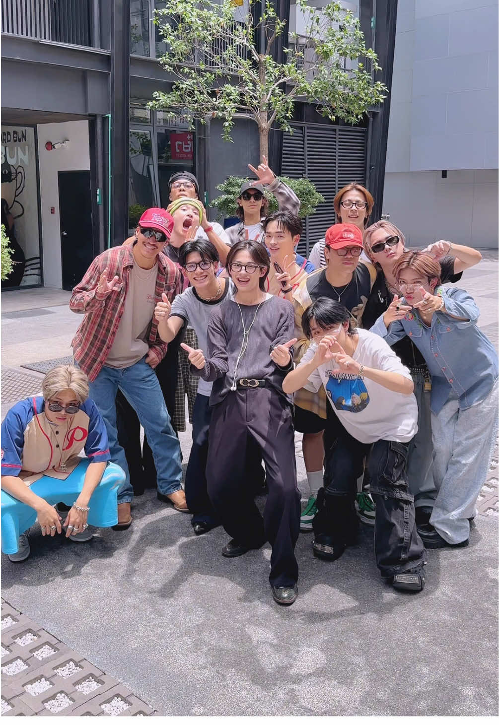 ขอโทษที่ทำให้คุณแม่ว้าวุ่นใจ แต่รับพวกผมทั้ง13 คนไหวมั้ยครับ 😣 #LILLEAGUE #リルリーグ  #psychicfever 