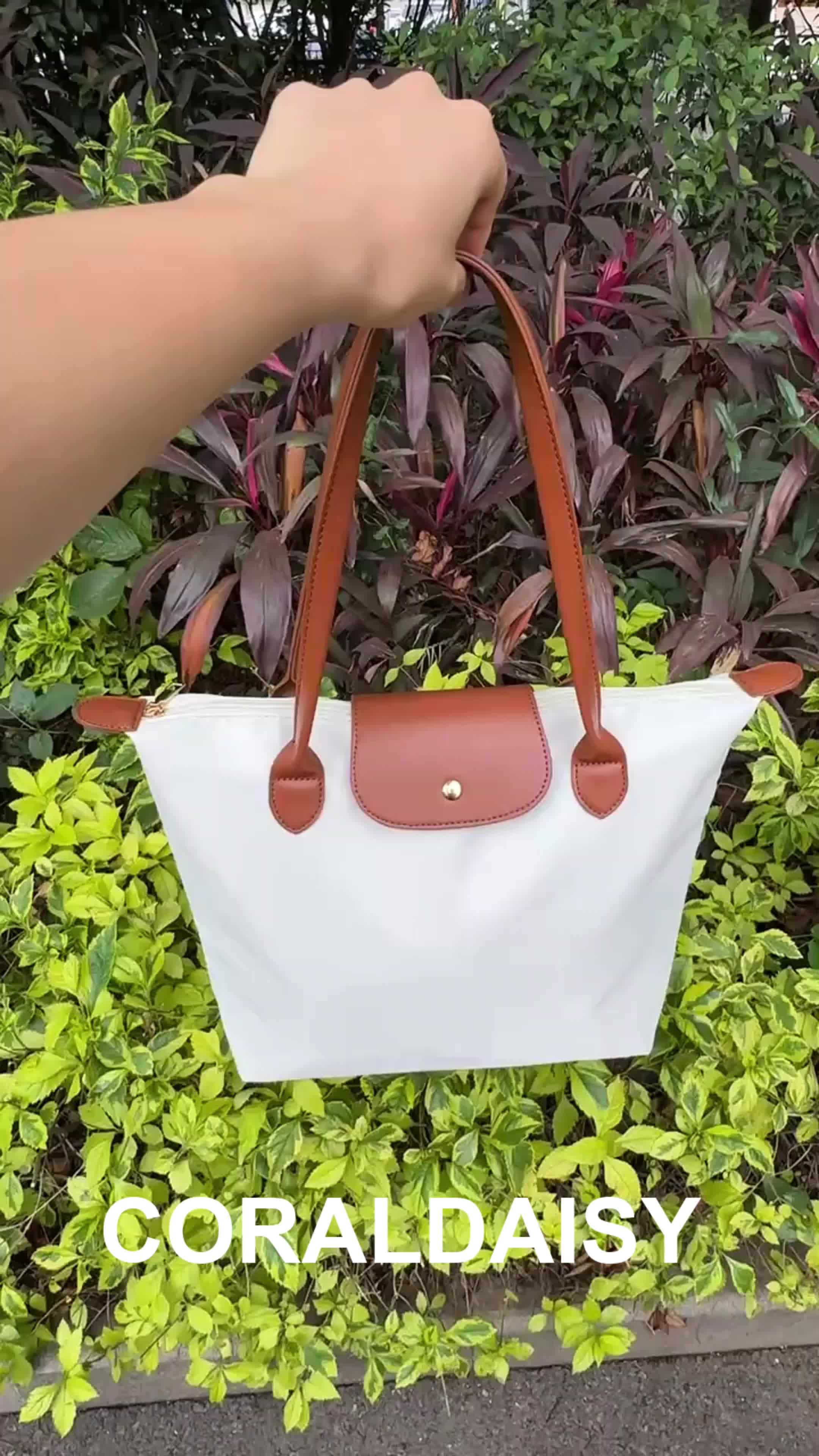 #CORALDAISY
#กระเป๋าสะพายข้าง #แฟชั่นไทย #ของดีต้องแบ่งปัน
#สาวออฟฟิศ#เที่ยวกรุงเทพ #ถ่ายรูปสวย
#ลดราคาวันนี้ #ส่งฟรี #ช้อปดีถูกกว่า
#ลด300 #ของแท้ราคาถูก #FlashSale  
#กระเป๋านักเรียน #ของถูกคุณภาพ #StudentLife  
#ของขวัญมีค่า#กันขโมย #เดินเมืองปลอดภัย 
#กระเป๋า3in1 #แปลงร่างได้ #กระเป๋ารักษาใจ
#กระเป๋ากองถ่าย#ร้านแจกต่อ #ถูกถามไม่หยุด 

 