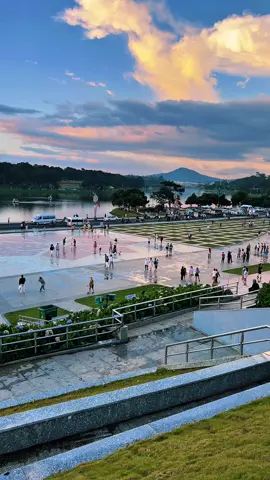 Đà Lạt chiều nay đẹp thế 🥰🥰 📍 Quảng Trường  ##dalatreviewtravel##latnoitravel##quangtruongdalat