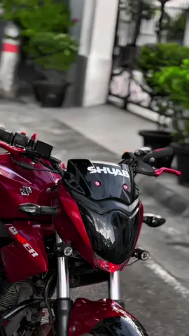 😊💝#fyppppppppppppppppppppppp #fyp #foryoupage #gixxer #monotone 