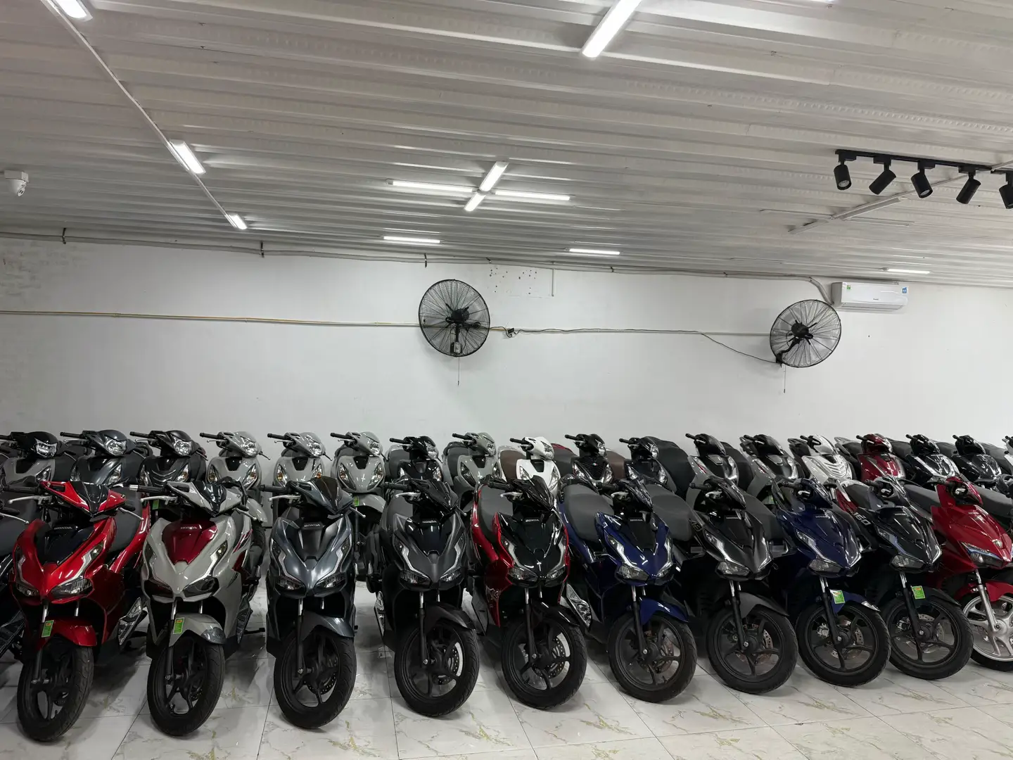 Xe KGT giá rẻ Không cọc , Chốt là Ship Wave110 giá 3🍠 Vision 5,5🍠 Air Blade 7🍠 SH chỉ 12🍠#xemaycubacgiang #xuhuong #xuhuongtiktok #shdokieng #xemaycugiare 