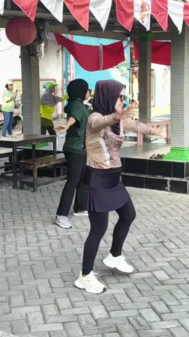 berhubung soundnya rewel dilanjut gendang mulut