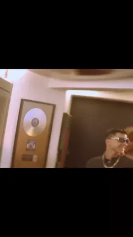 #netflix #españa🇪🇸 #peruanoenbarcelona🇪🇸 #nickyjam #daddyyankee 