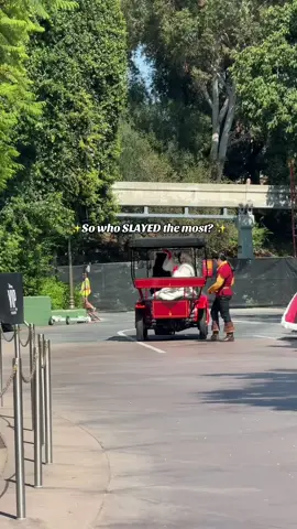 Disneyland funny moments.🤣#disney #disneyworld #disneyland #funny #funnyvideos #fyp #foryou #usa 