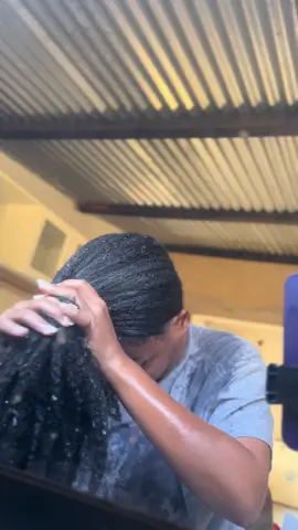 #lenthretention #naturalhair #thickhair #longhair #4ahair #4bhair #4chair #naturalhairtiktok #hairgoals #darkhair #hair #cabelonatural #lowporosityhair #healthyhair #hairgrowth #cabelo #crespos #washday #cleanscalp #scalp #scalpcare 