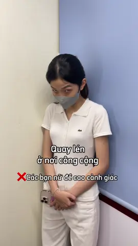 Chị này nhìn quen quen sao ấy 