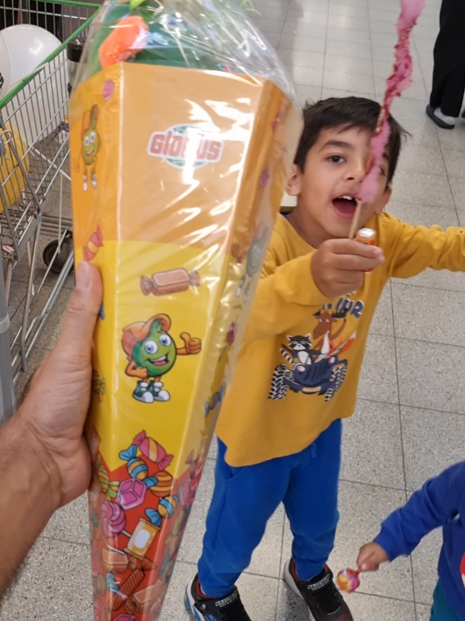 Interesting activity in Czech shopping malls at start of school.  #child  #gift 