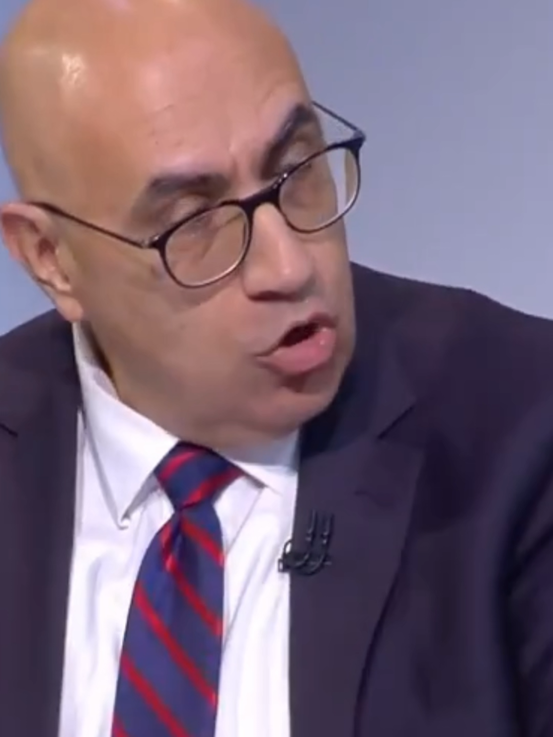 سيمبا 🤣 #الشعب_الصيني_ماله_حل😂😂  #لبنان 