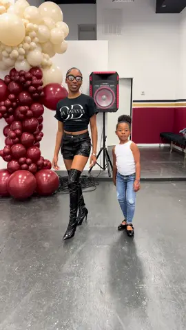 DDS Model Bootcamp Day 1   @Diva Davanna  #model #fashion #Runway #runwaymodel #nyfy #style #explore #training #coach #modelcoach   #runwaymodelcoach #runwaymodel #consistency #consistencyiskey #growth #hardwork #talent #taylor.simon3_