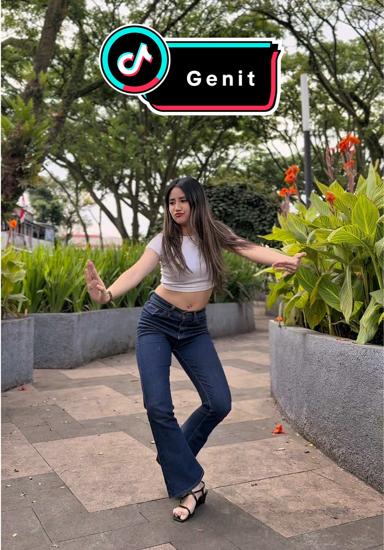 Kena putaran angin puting beliung #genit #tari #cicigeol #pandaganjaya 