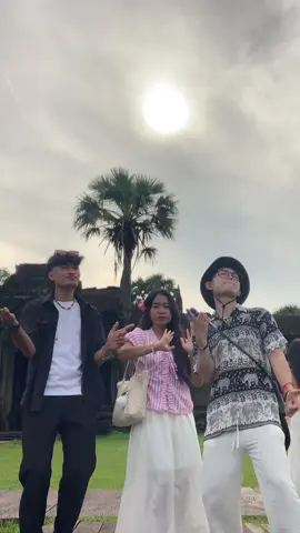 #sunriseangkorwat🌞🇰🇭☘️🌱 