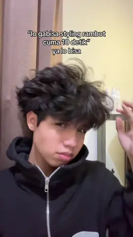 tinggal berantakin aja apa susahnya 🙂 #gayarambut #haircut #hairstyle #GlowUp #azkaziyad 