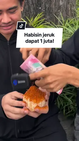 Gokil banget abangya bisa tahan pedas.. #langsungajakitagas 