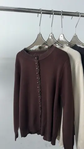 New arrival ILORA CARDIGAN KNIT ❤️ #promomakangajian #cardigan #atasanknit #fyp ##outfitideas 
