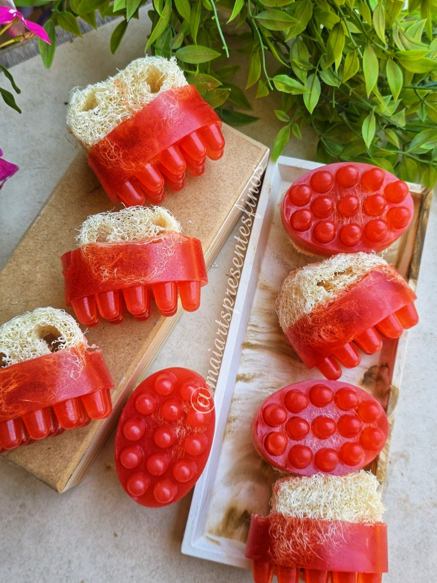 Saiu reposição do queridinho por aqui! 😍❤️🍓 #soap #SabonetesArtesanais #fyp #cuidadospessoais 