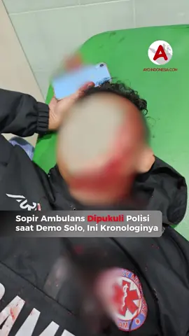 lagi lagi polisi, orang ada di dalam ambilan malah dipukul. tetap pada tujuan yaitu DPR. lihat dpr karena kelakuan anda rakyat bentrok dengan penegak hukum.  #polisipembunuh  #indonesiacemas  #indonesiagelap  #pecat  #polri  @DPR RI  @Divisi Humas Polri Official 