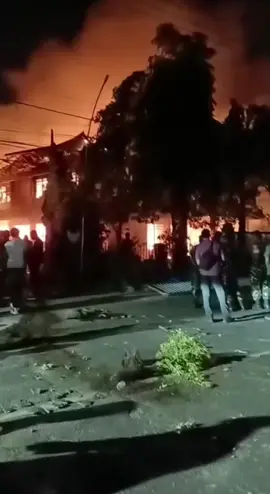 Tuhanku, Lindungi lah negara kami. Amen #fypppppppppppppp #fyb #fybシviral #fypシ゚ #fypage @DPR RI @Gibran Rakabuming @gerindra @Divisi Humas Polri Official @Kepala Kepolisian RI 